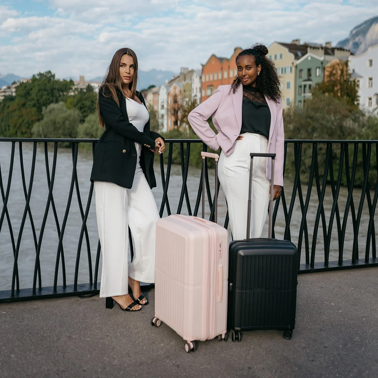 Airlite 26 Inch Luggage | Lightweight Luggage