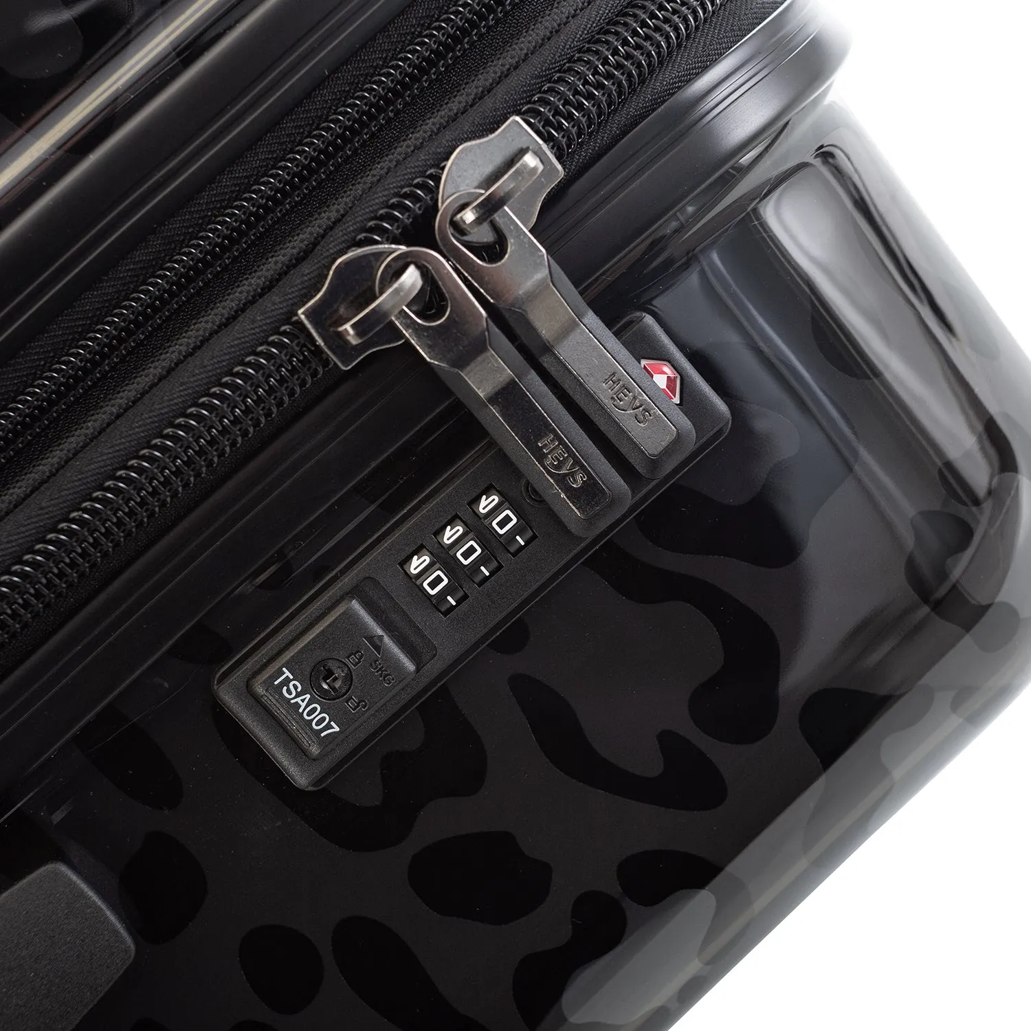Black Leopard Fashion Spinner™ 2 Piece Luggage Set (21"/30")