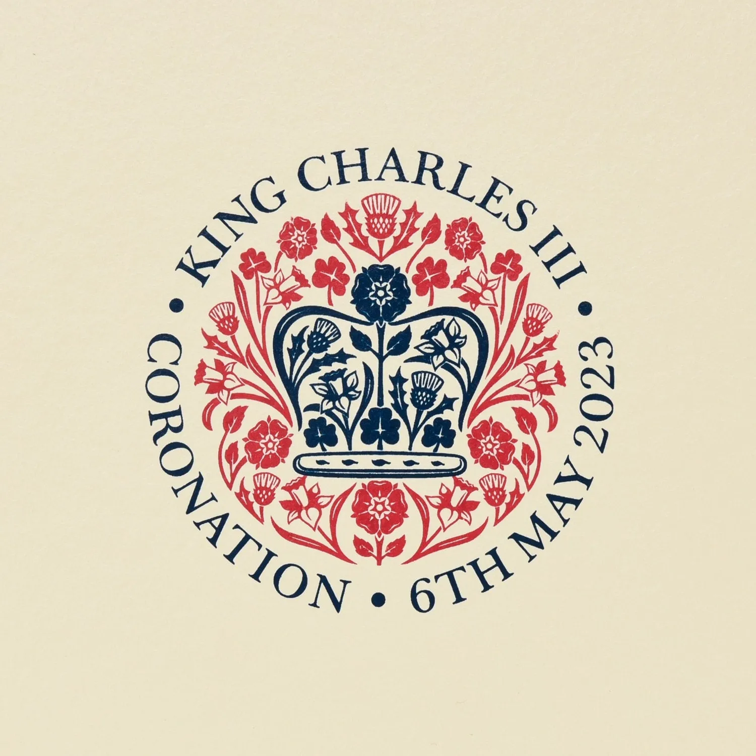 Coronation Special · Carry-On - 4 Wheels | Ivory/Navy/Brass