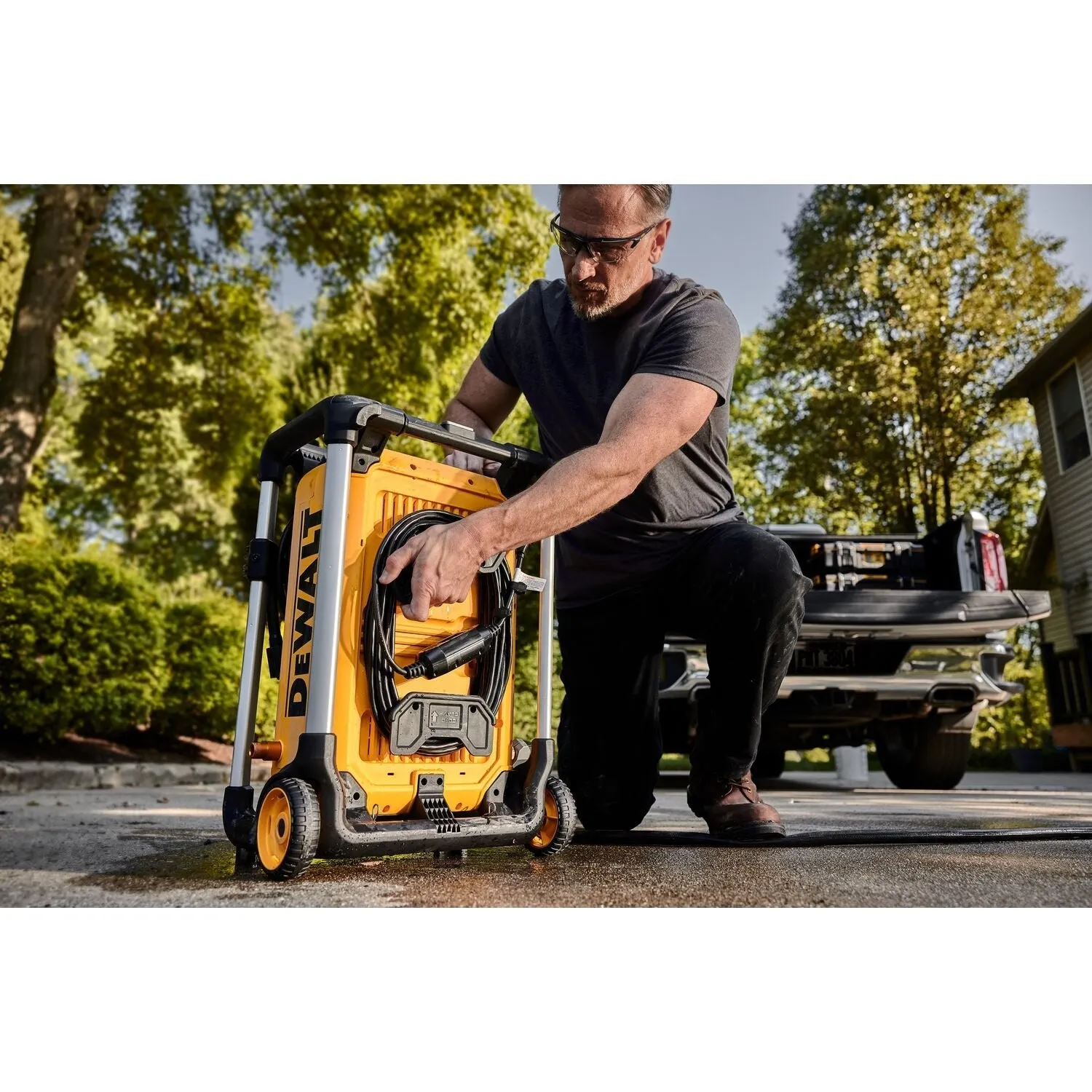DEWALT DWPW3000-3000 Max PSI* 1.1 GPM 15 AMP Brushless Jobsite Electric Cold Water Pressure Washer