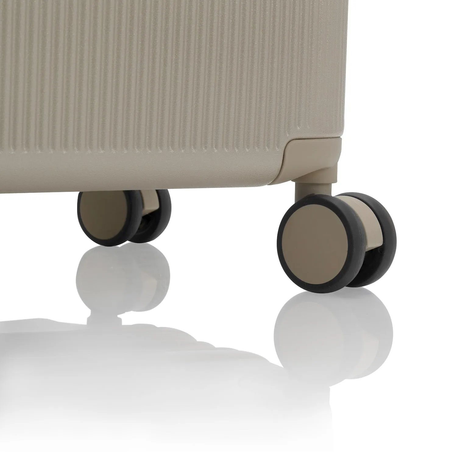 Earth Tones 30 Inch Luggage | Spinner Luggage