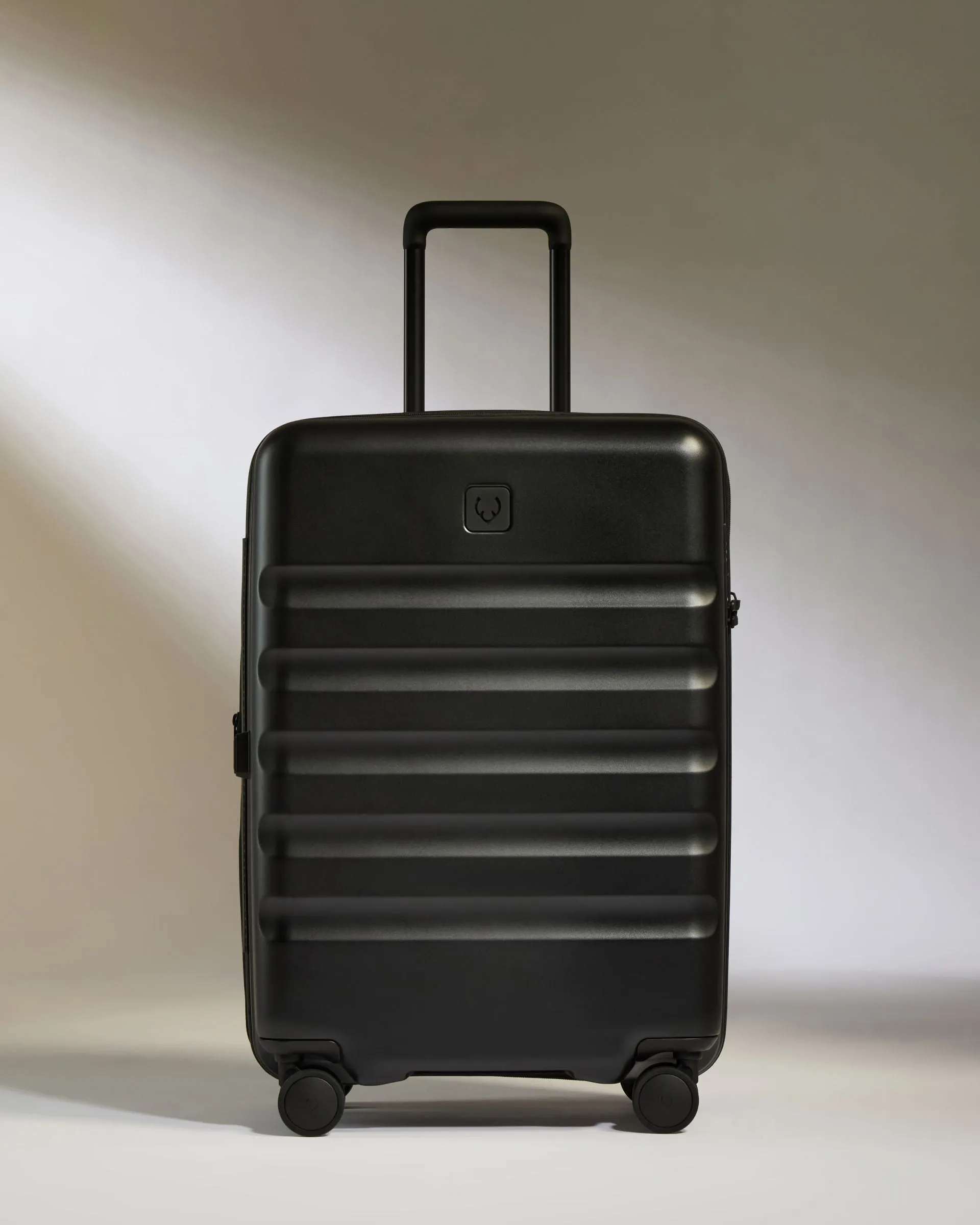 Expandable Carry-on Luggage Set in Black - Icon Stripe