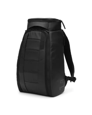 Hugger Backpack 20L Black Out