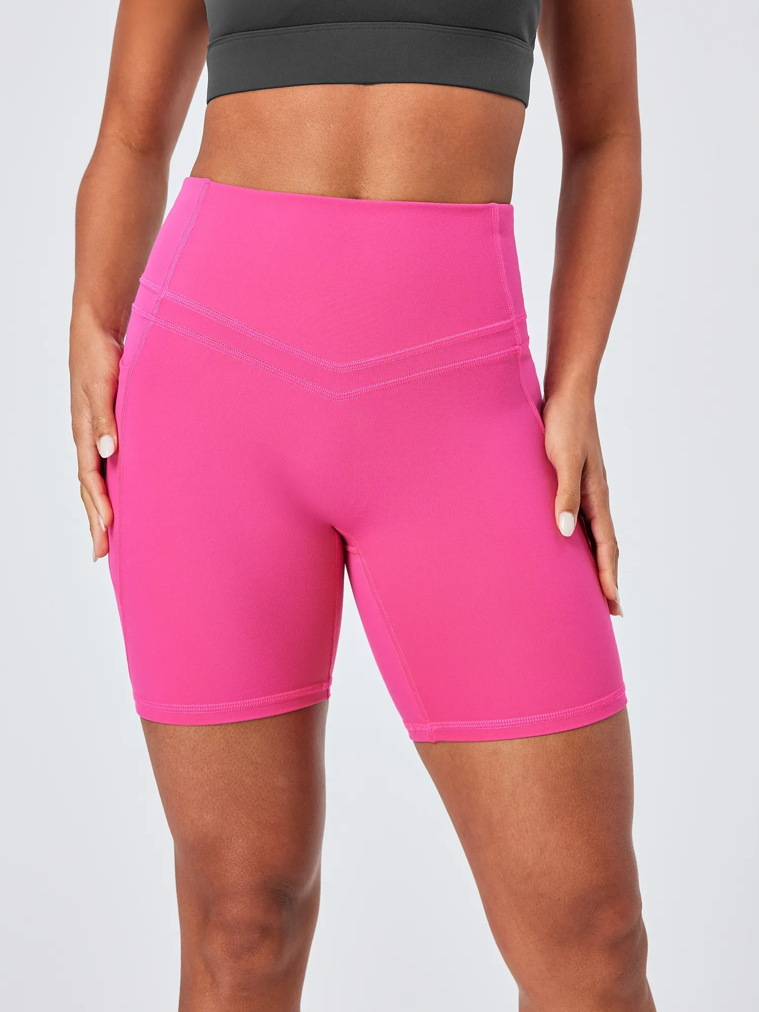 IUGA PowerTight No Front Seam Sandwich Shorts