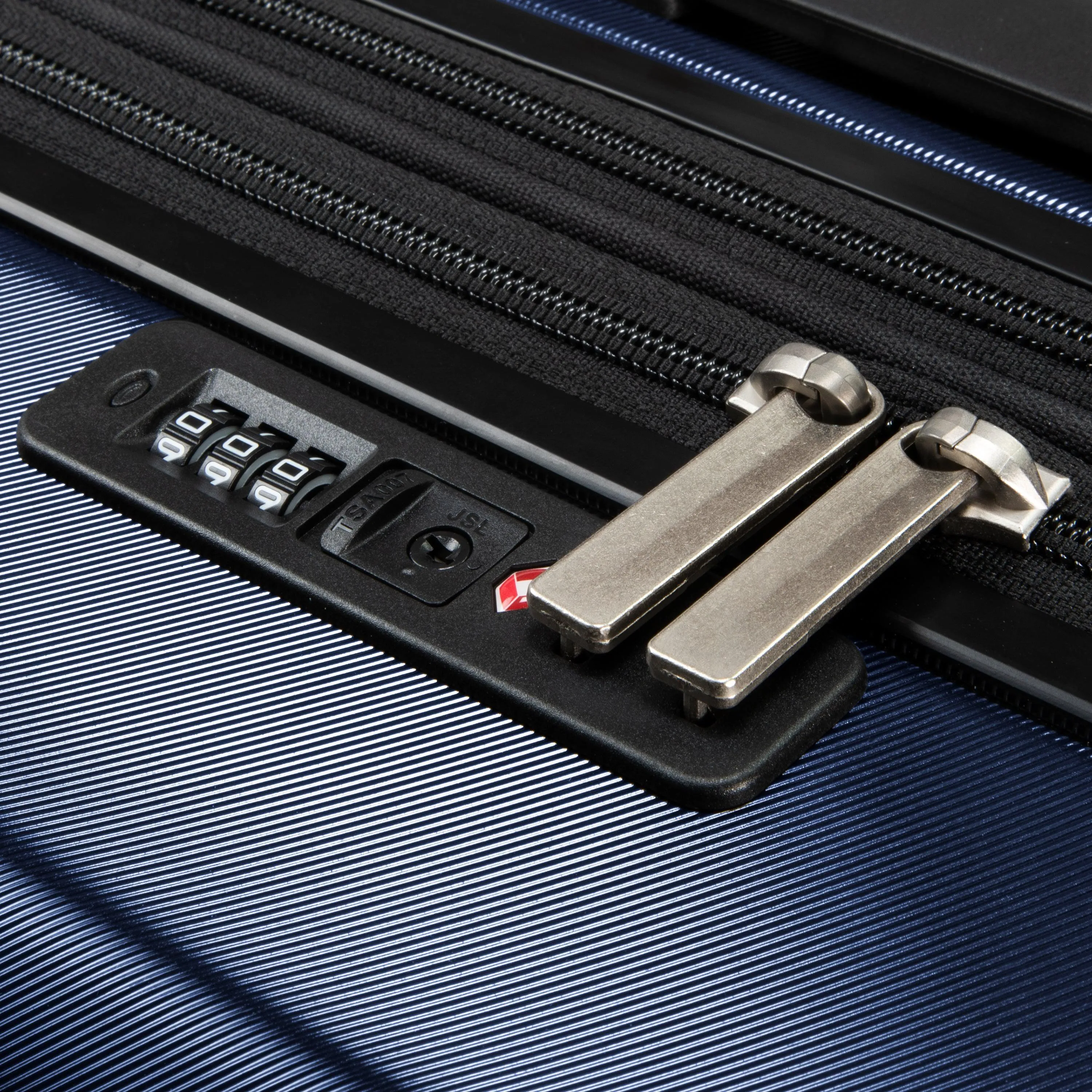 Melrose Hardside Medium Checked Spinner Luggage