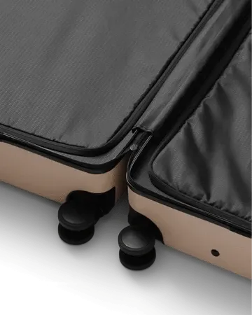 Ramverk Carry-On Luggage