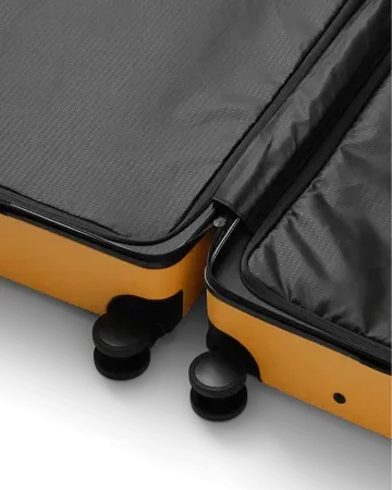 Ramverk Carry-On Luggage