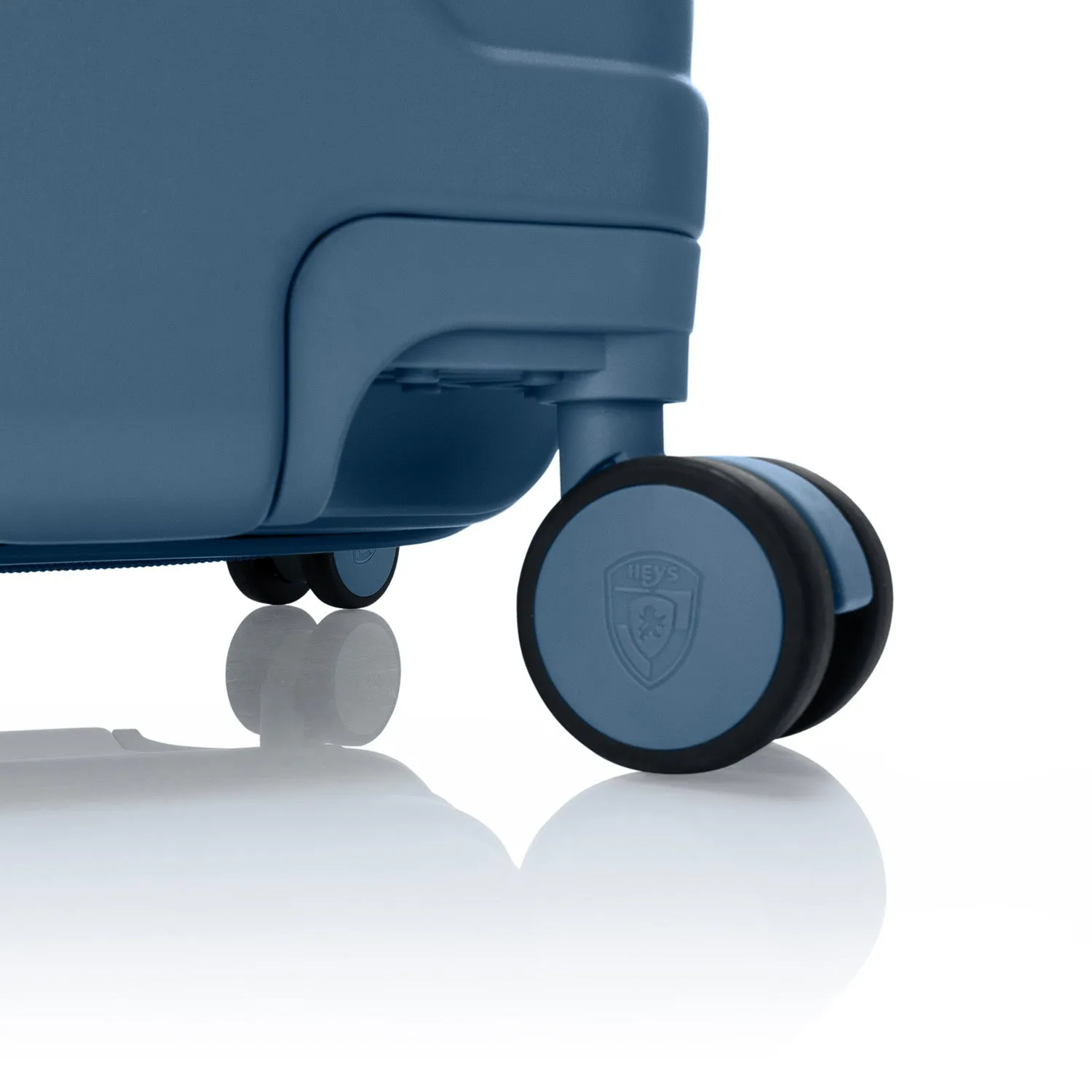 ReNew 26 Inch Luggage