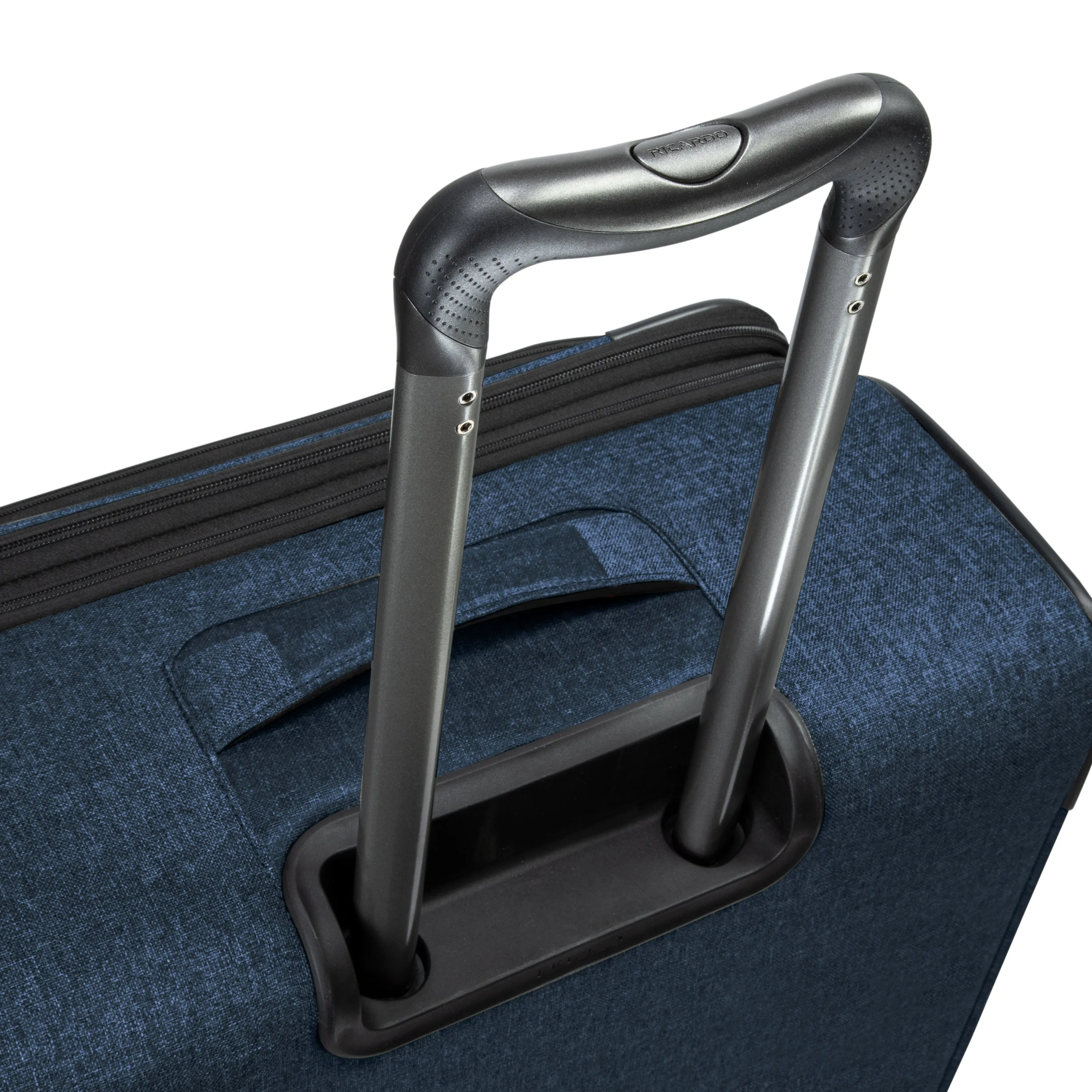 Ricardo Beverly Hills Malibu 3.0 Carry-On Expandable Spinner Luggage