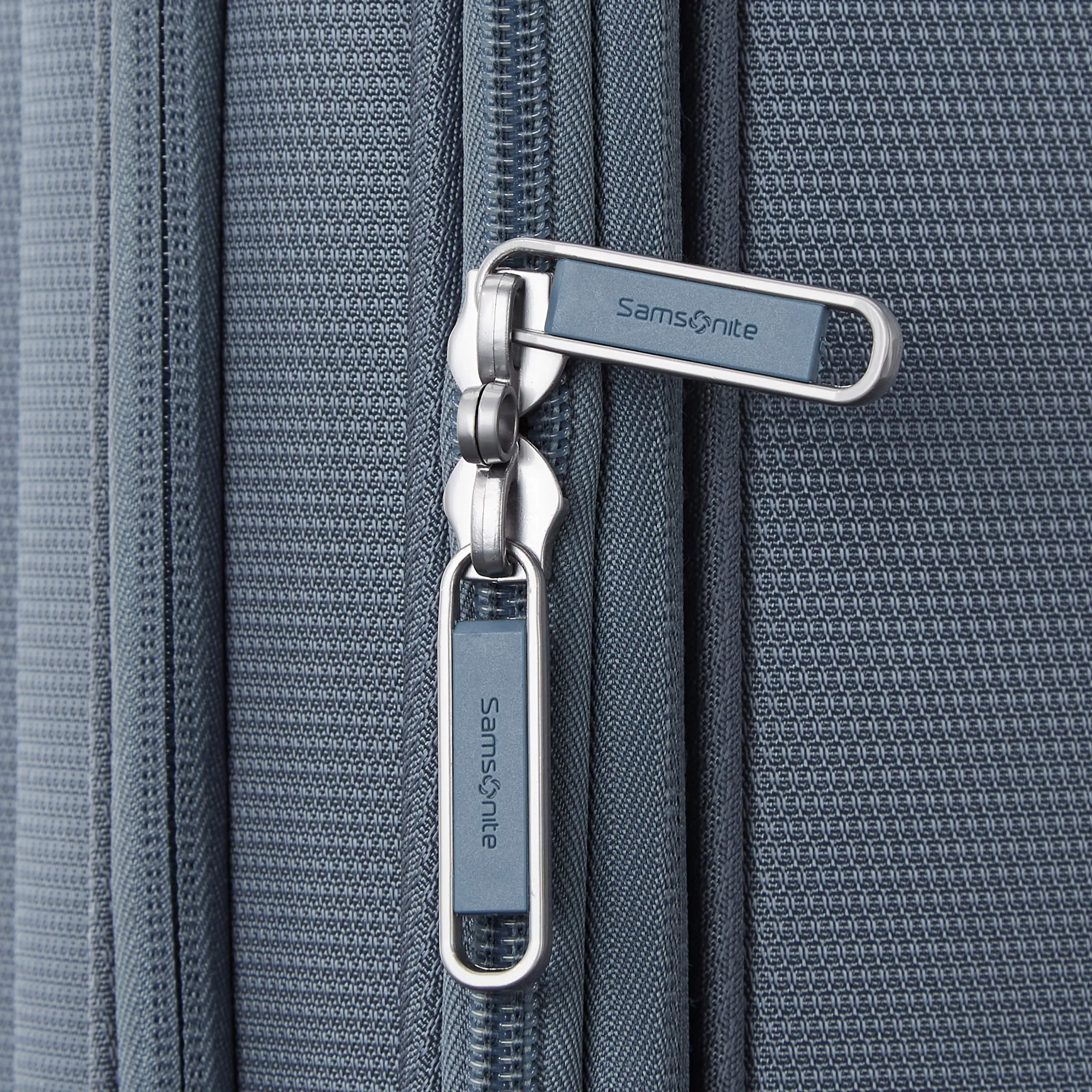 Samsonite Uplift Spinner Carry-On Luggage