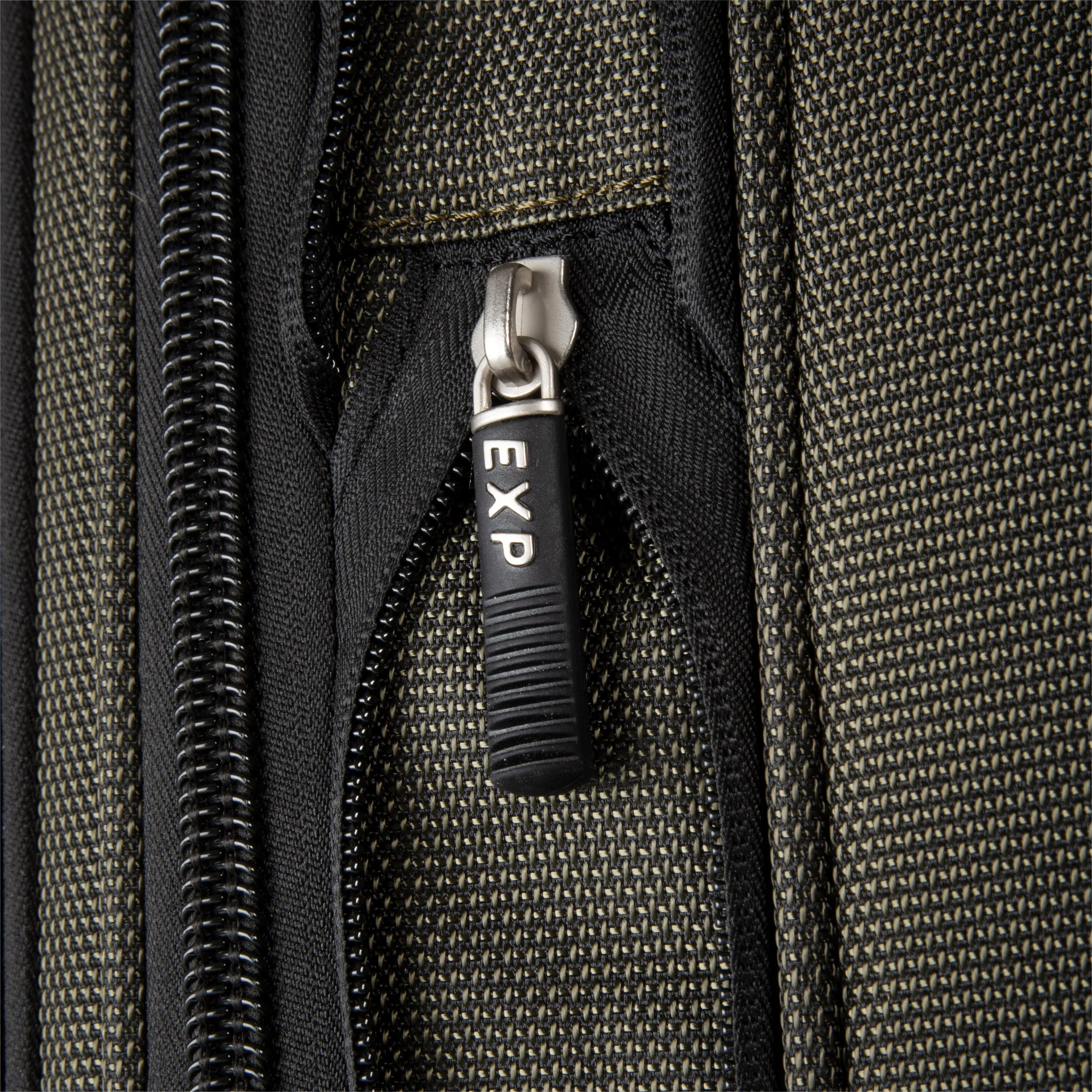 Sigma 7.0 Softside Medium Check-In Luggage