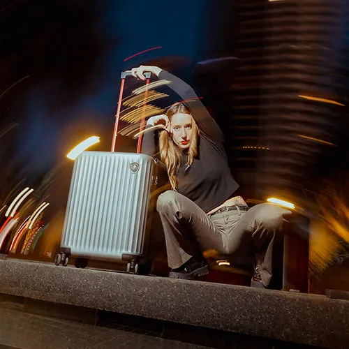 SmartLuggage® 21 Inch Carry-on - Airline Approved