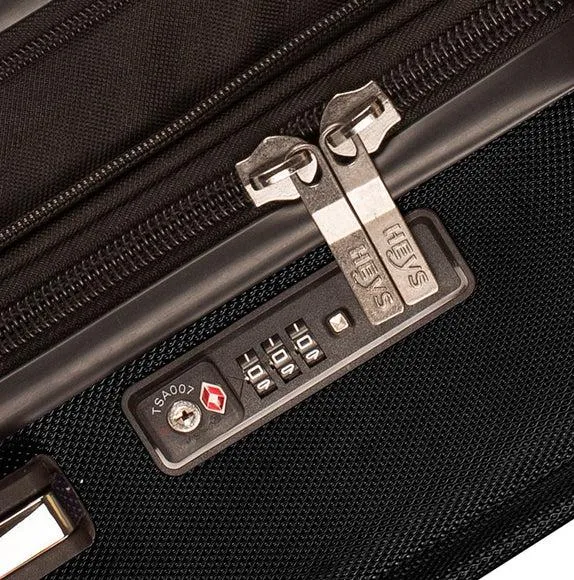SpinLite 21" Carry-On Spinner Luggage