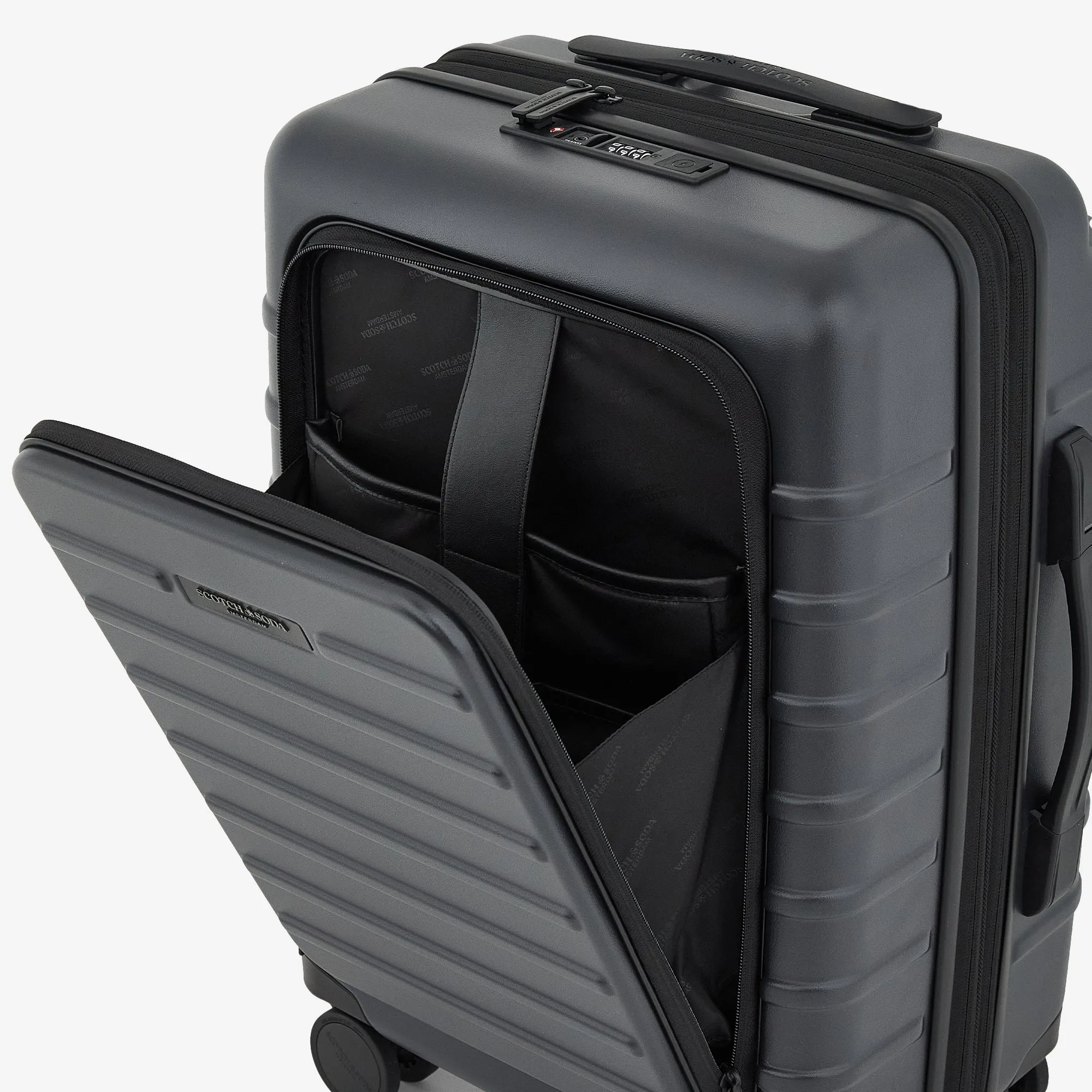 Tilburg | Wing-On™ Luggage