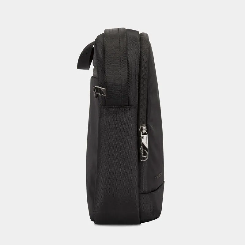 Travelon Anti-Theft Urban® Tour Crossbody Bag with 5-Point Anti-Theft Protection