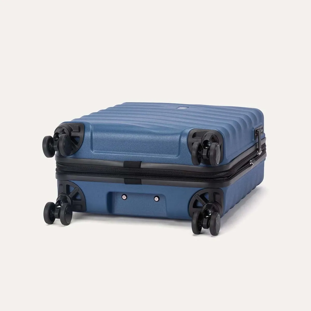 Travelpro Maxlite Air V2 International Carry-On Hardside Spinner