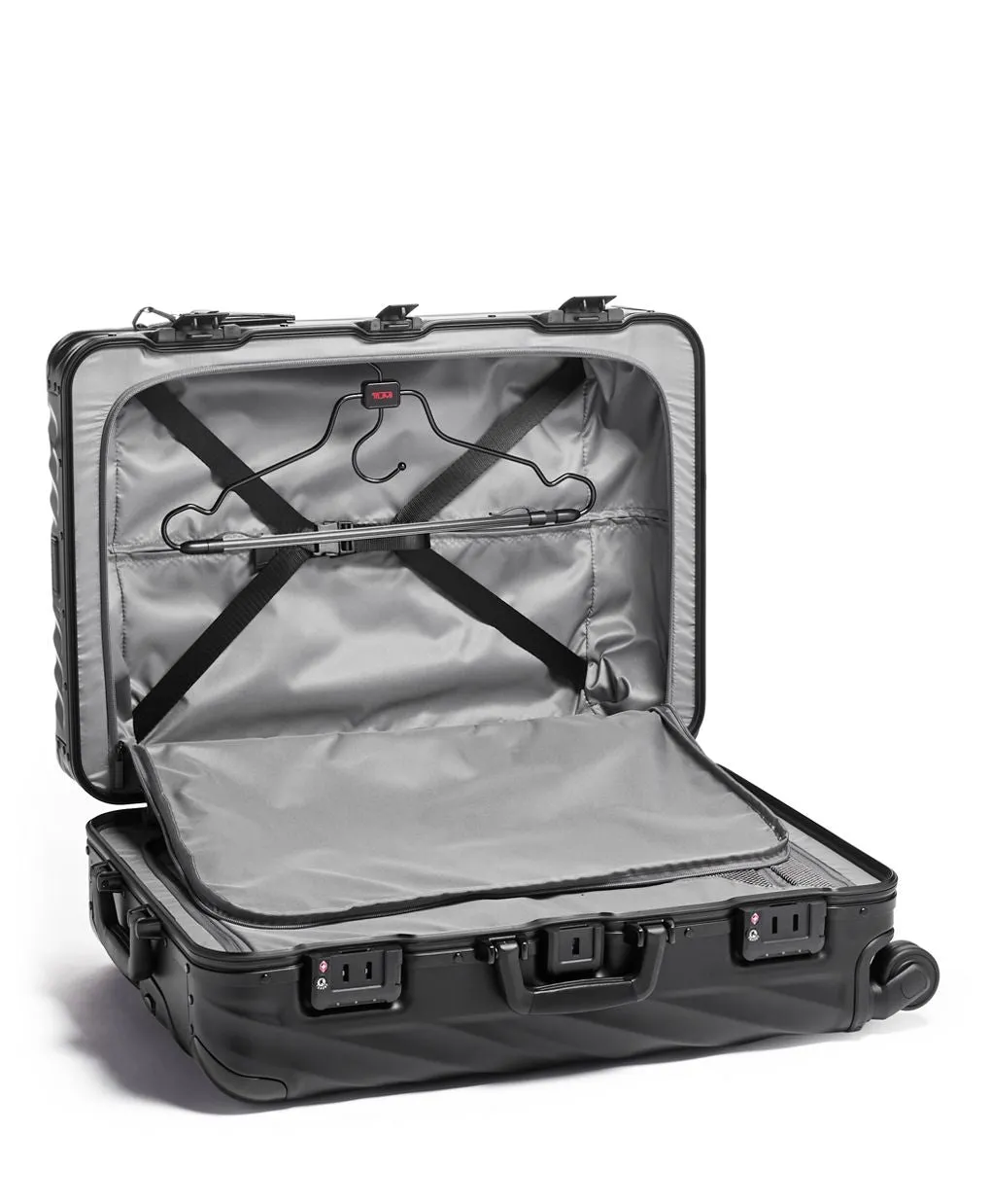 TUMI 19 DEGREE ALUMINUM 26”  Short Trip Hardside Spinner