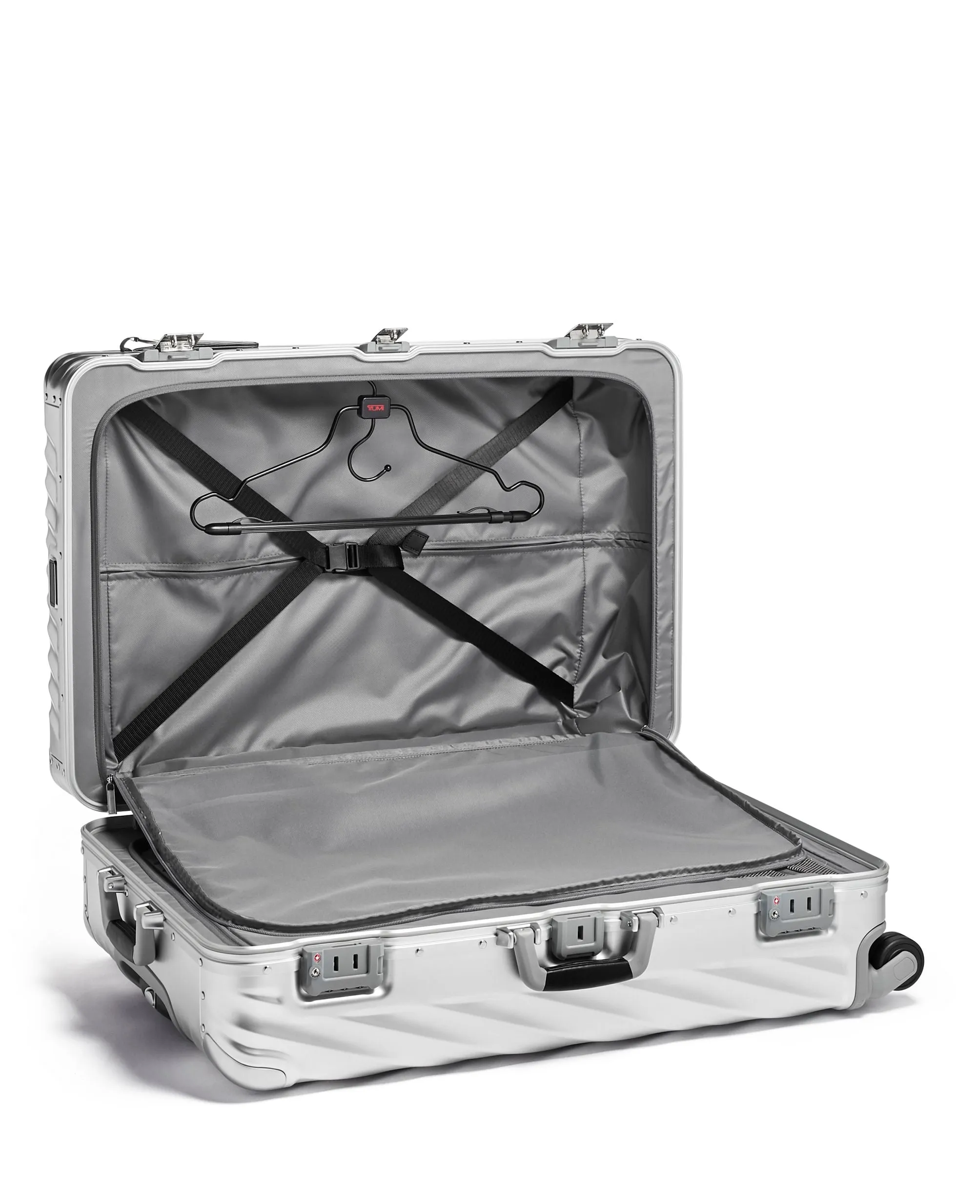Tumi 19 Degree Aluminum Extended Trip Packing Case Large Luggage