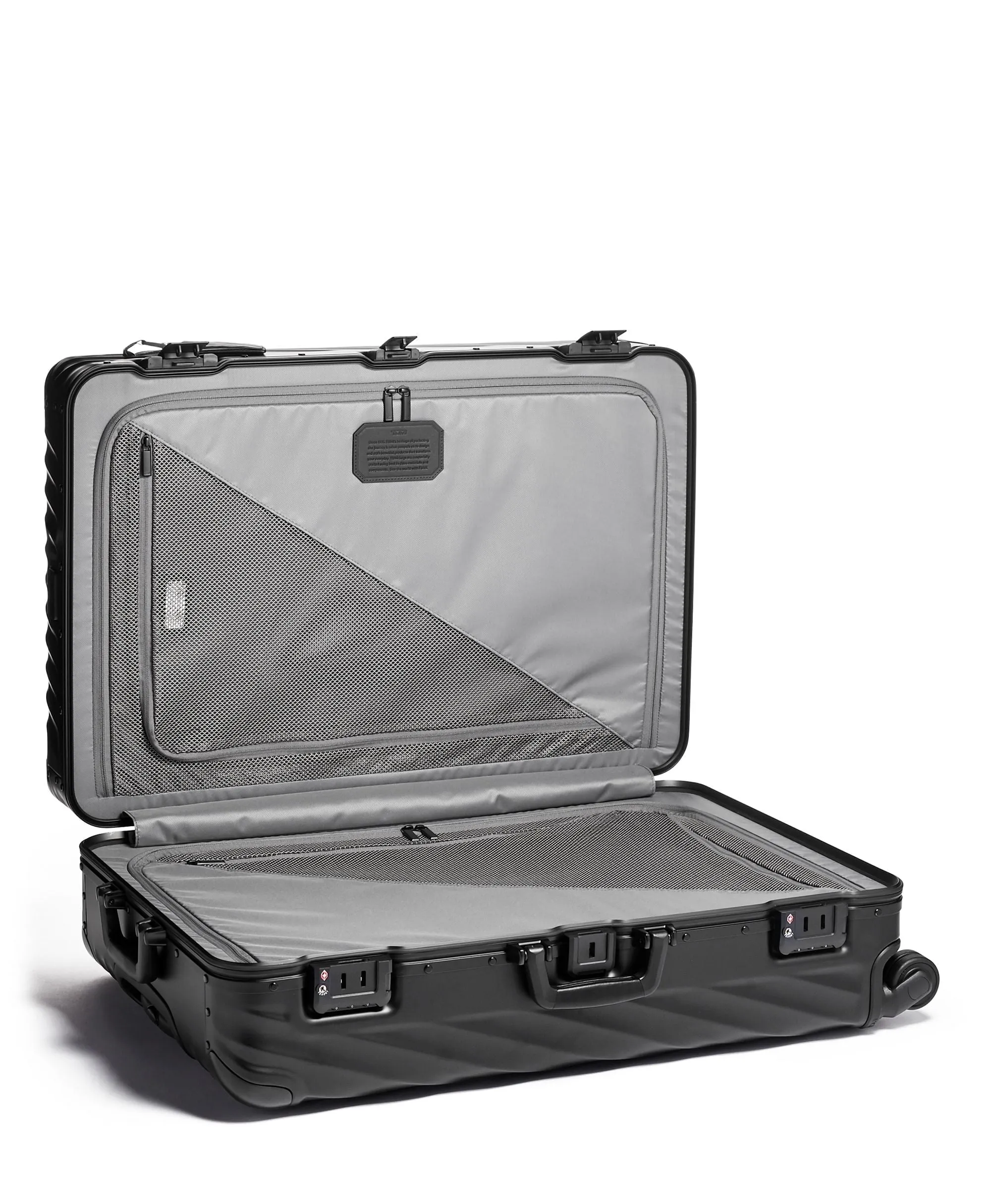 Tumi 19 Degree Aluminum Extended Trip Packing Case Large Luggage