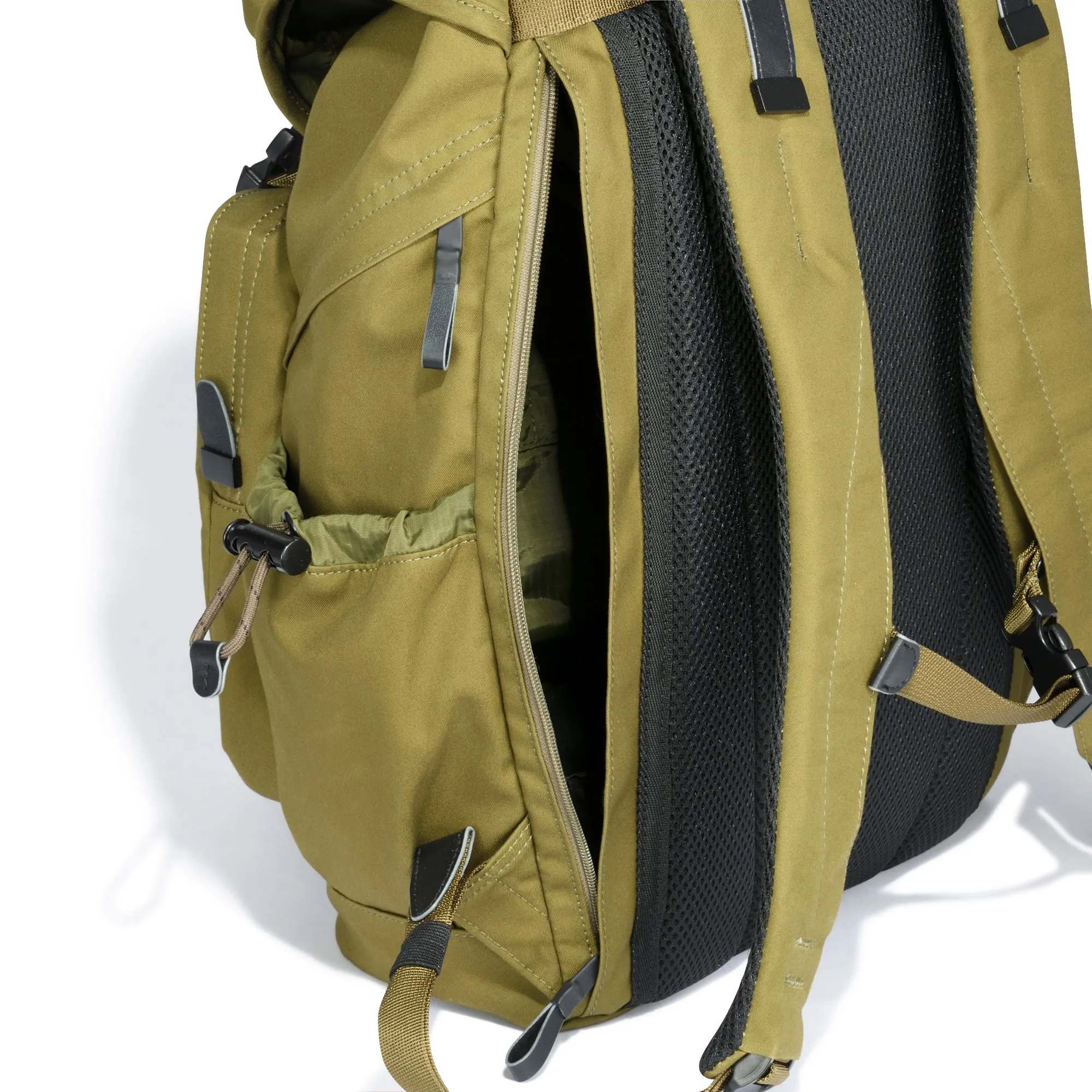 UT CITY VT Back-Pack