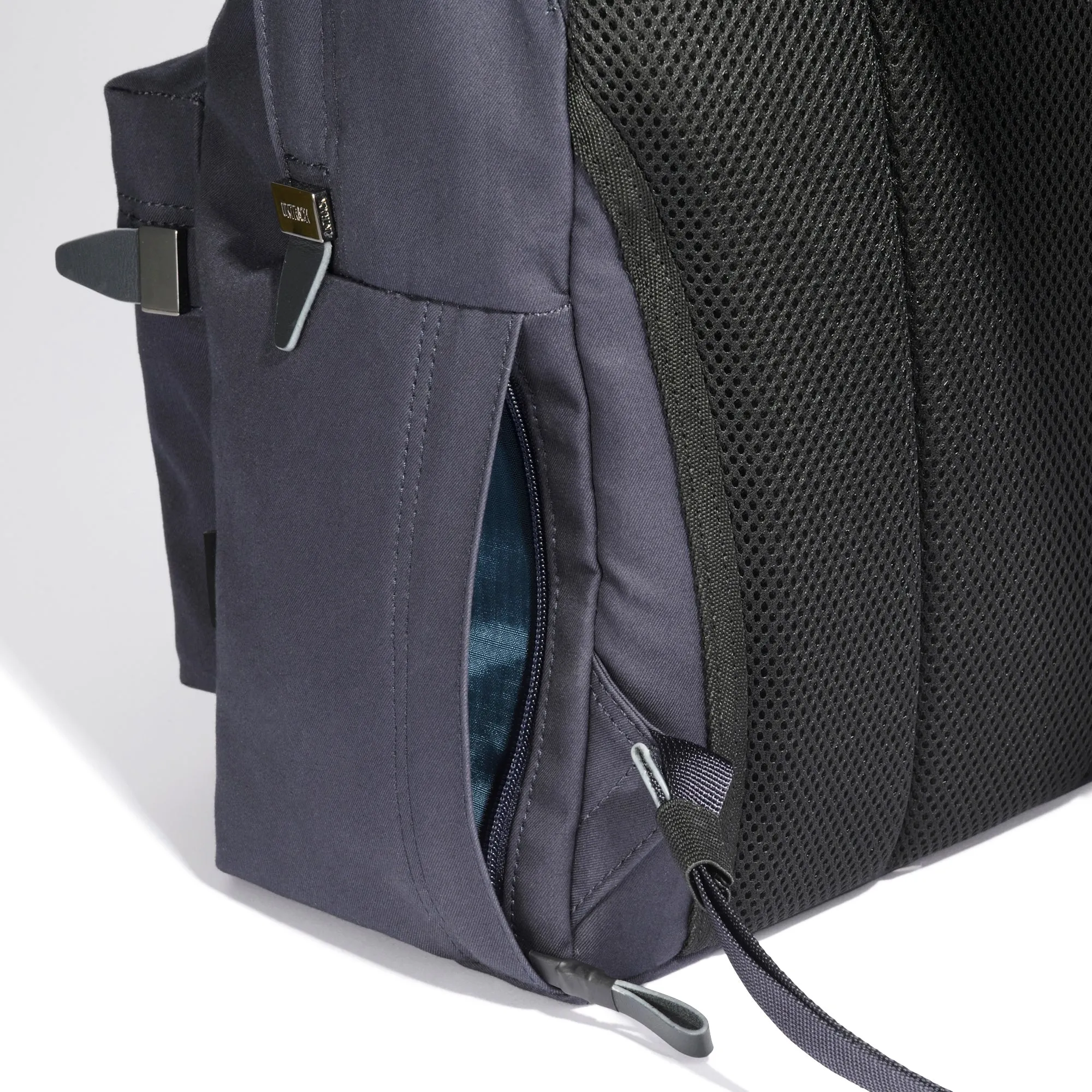 UT CITY VT Day Pack Small