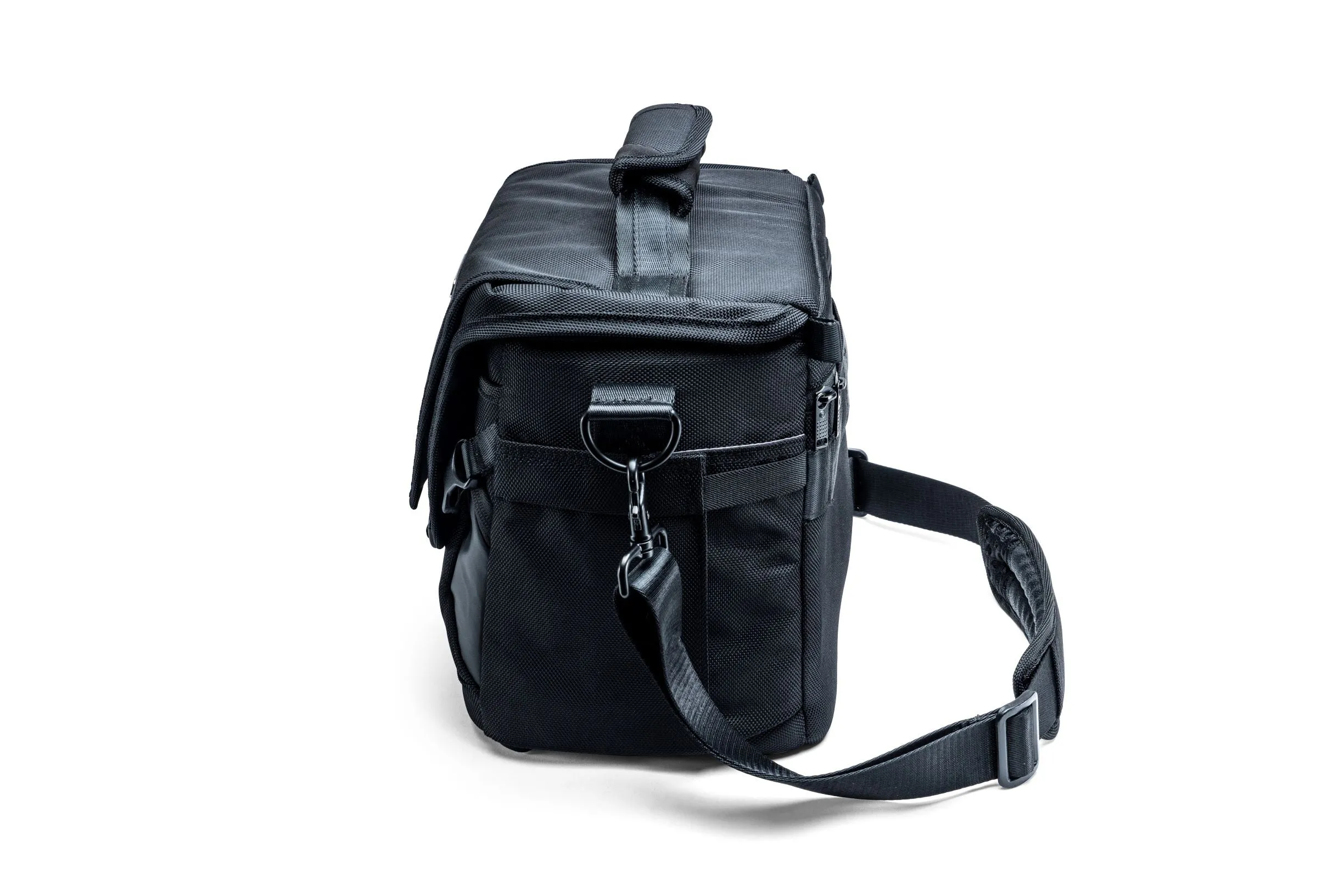 VEO SELECT 28S BK Shoulder Bag. Black