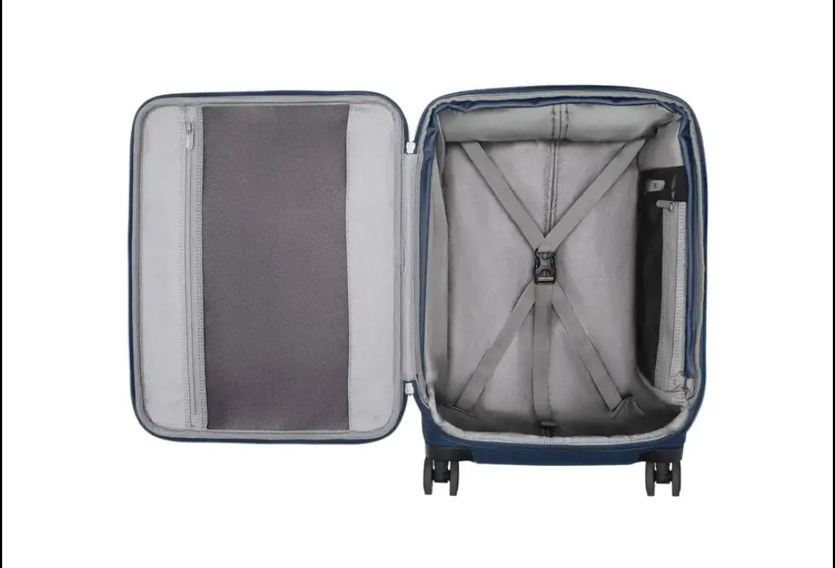 Victorinox Werks 6.0 Frequent Flyer PLUS 22.8" Softside Carry-On Spinner