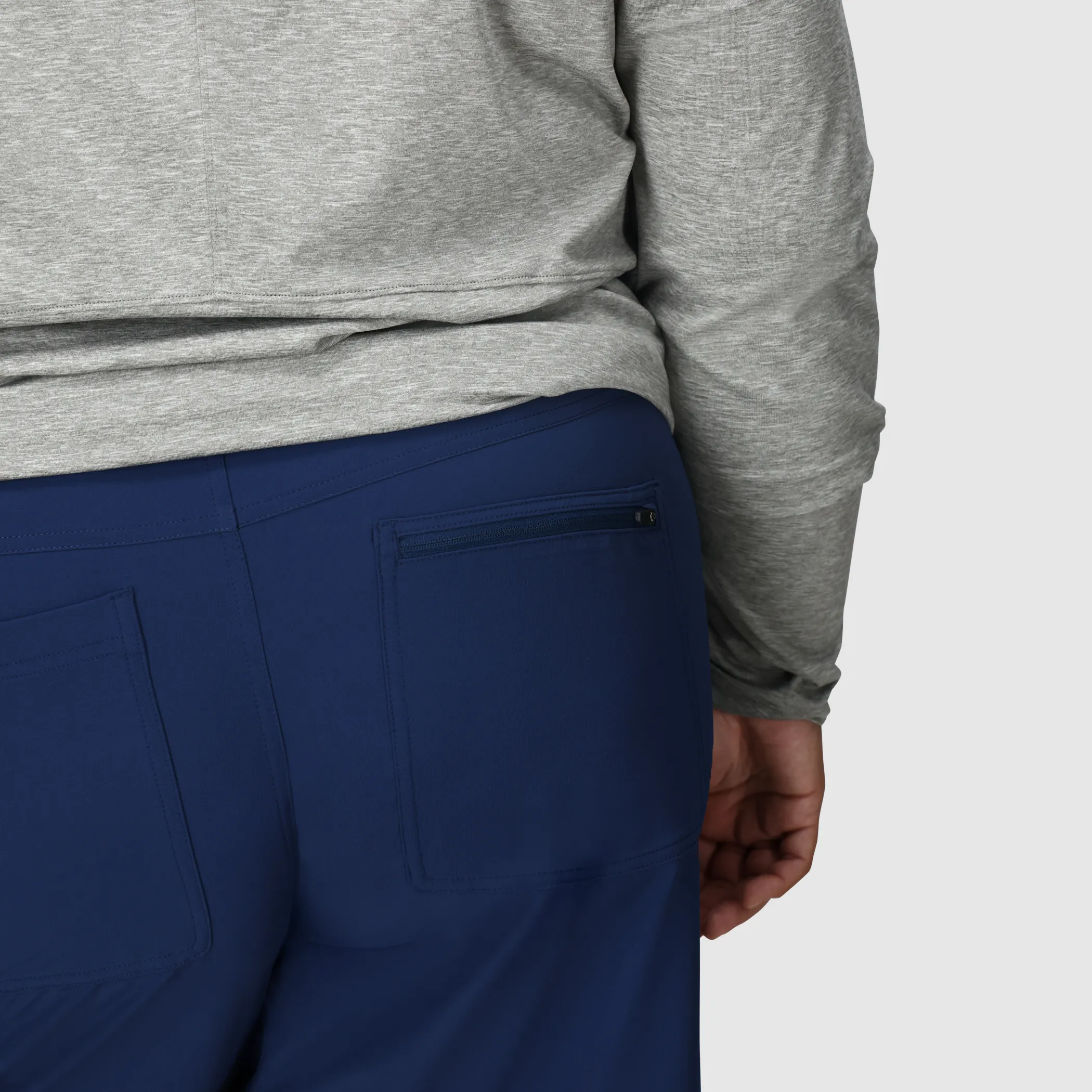 Women's Ferrosi Plus Size Shorts - 9"