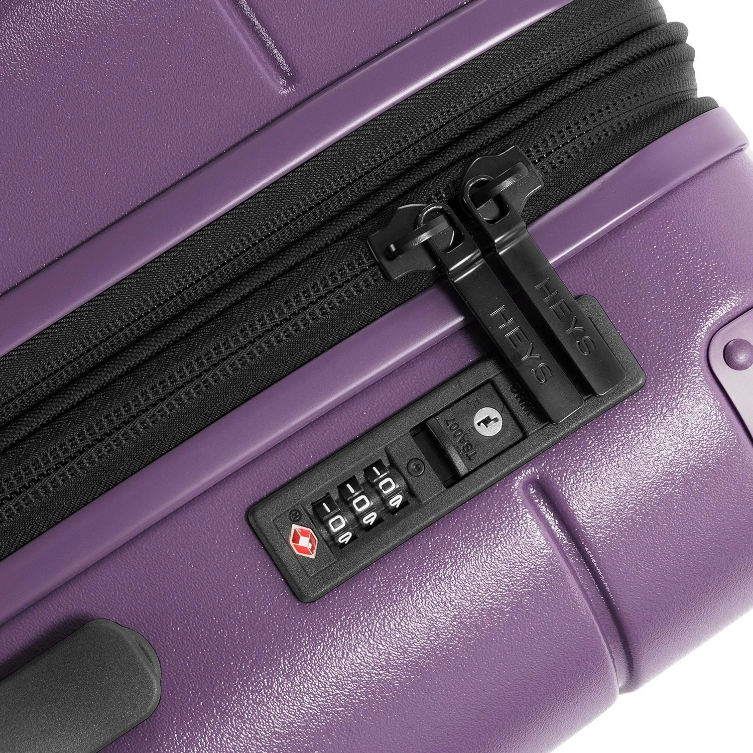 Zen 21 .5 Inch Carry-On Luggage